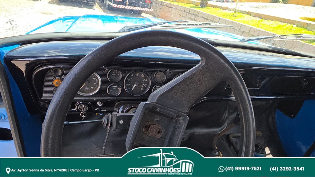 Caminhão FORD F-4000 Carroceria ANO 1977 de Stoco Caminhões no Paraná