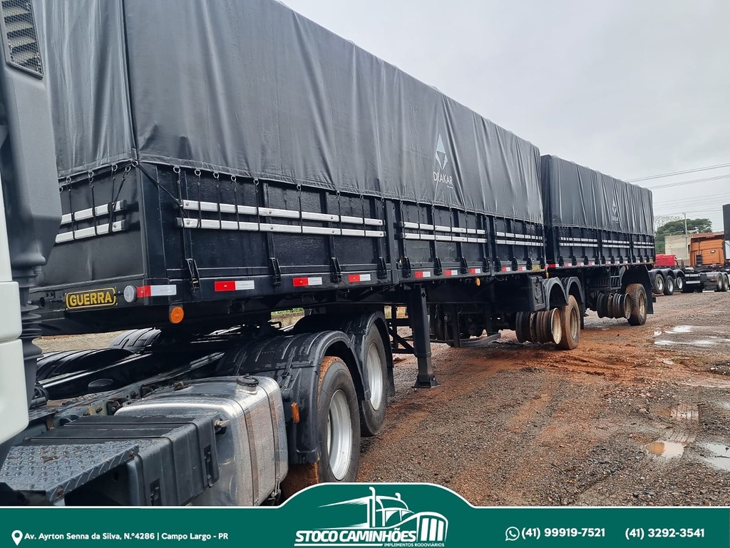 Carreta BITREM GRANELEIRO Guerra ANO 2011 4 Eixos de Stoco Caminhões no Paraná