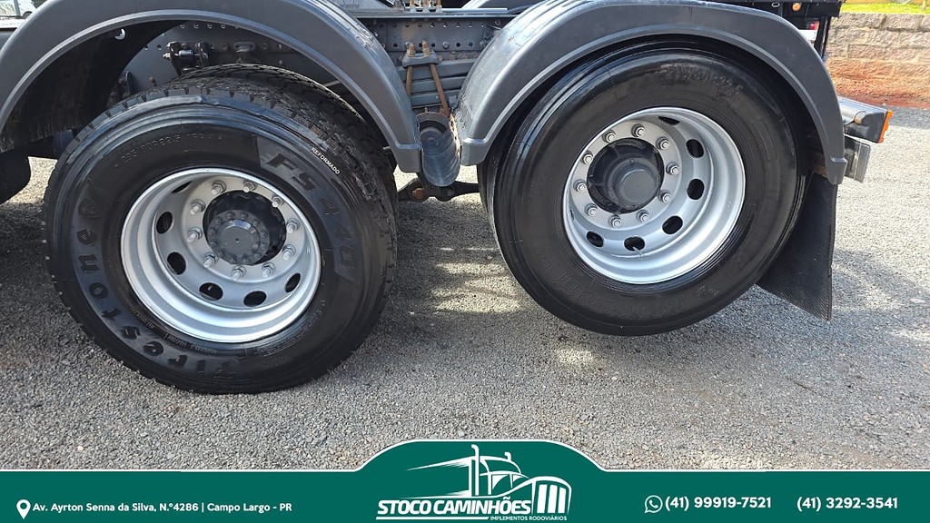 Caminhão VOLVO FM 370 Cavalo Mecânico ANO 2014 de Stoco Caminhões no Paraná