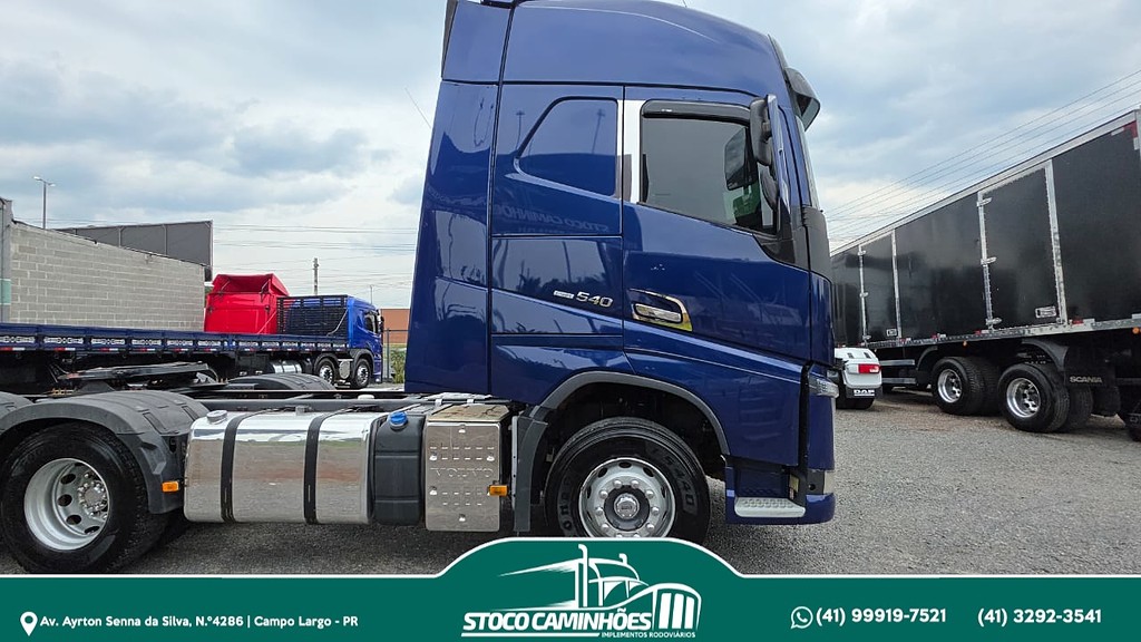 Caminhão VOLVO FH 540 Cavalo Mecânico ANO 2021 de Stoco Caminhões no Paraná