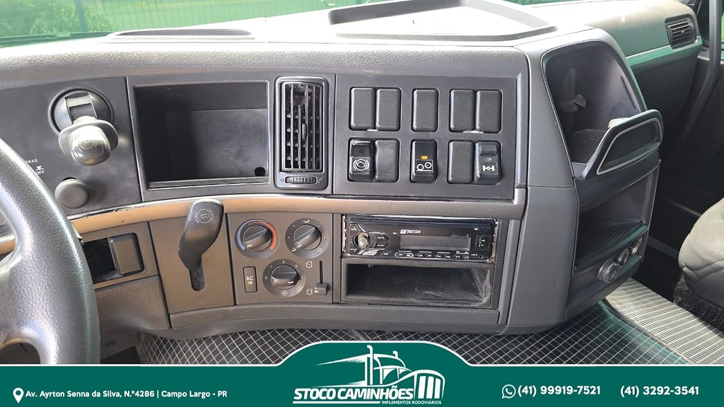 Caminhão VOLVO FM 370 Cavalo Mecânico ANO 2014 de Stoco Caminhões no Paraná