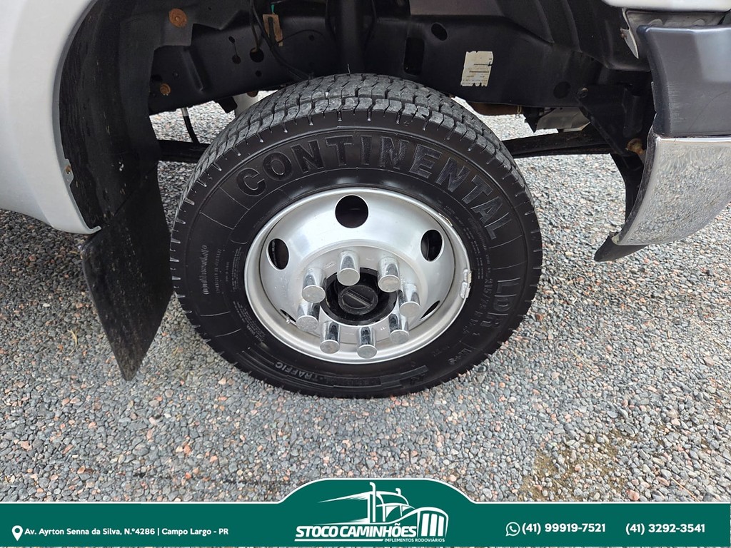 Caminhão FORD F-4000 Boiadeiro ANO 2016 de Stoco Caminhões no Paraná