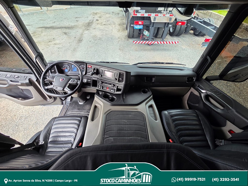 Caminhão SCANIA P320 Grade Baixa ANO 2019 de Stoco Caminhões no Paraná