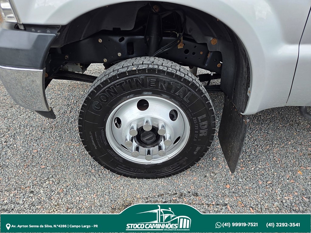 Caminhão FORD F-4000 Boiadeiro ANO 2016 de Stoco Caminhões no Paraná