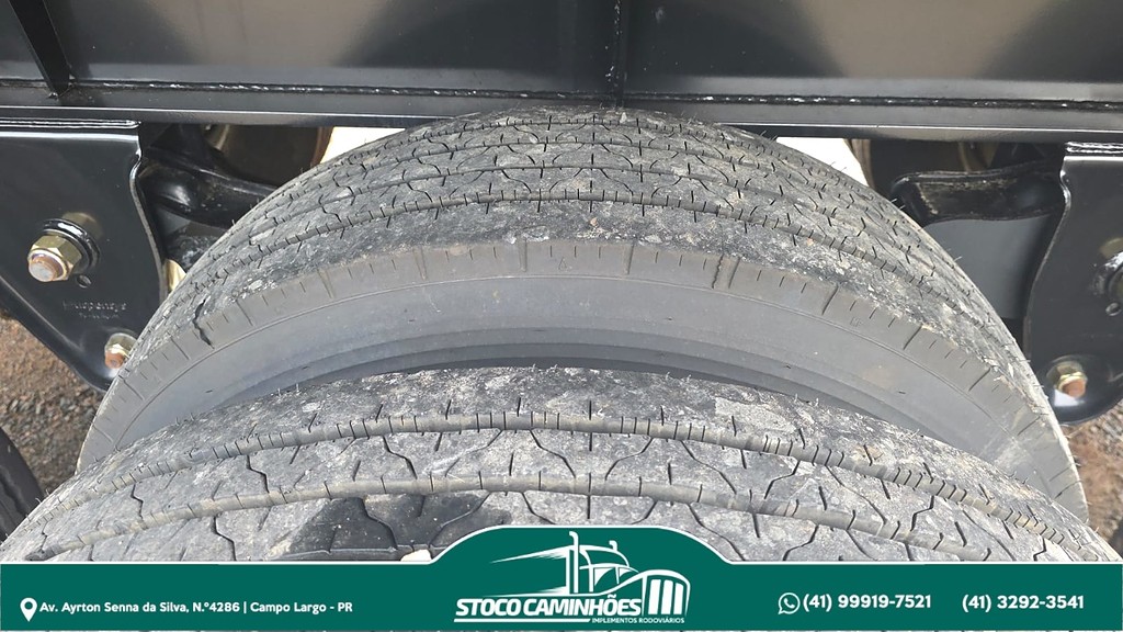 Carreta SEMI-REBOQUE GRANELEIRO Randon ANO 2016 3 Eixos de Stoco Caminhões no Paraná