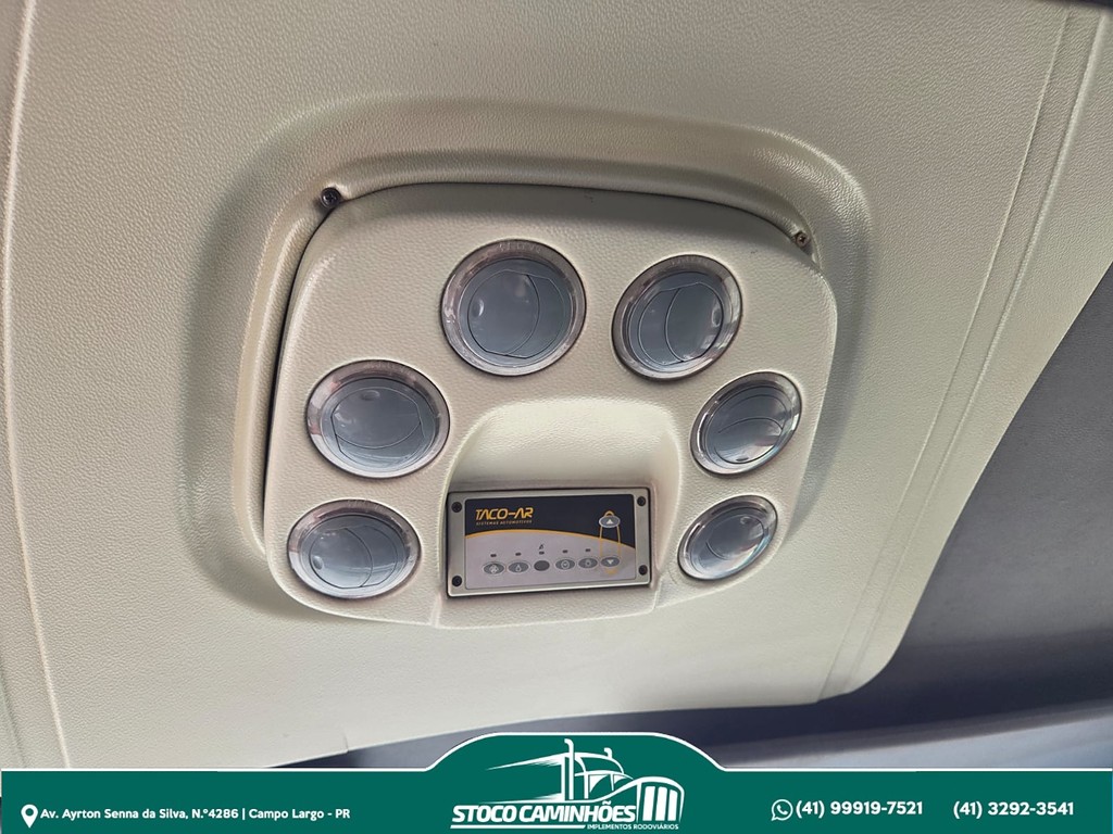 Caminhão FORD CARGO 1622 Grade Baixa ANO 2001 de Stoco Caminhões no Paraná