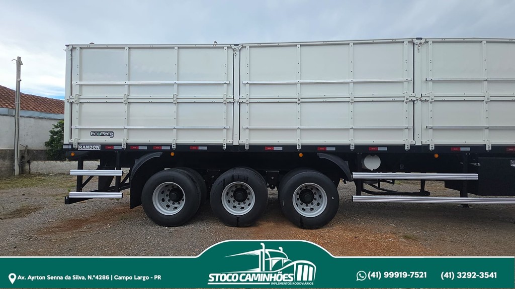 Carreta SEMI-REBOQUE GRANELEIRO Randon ANO 2016 3 Eixos de Stoco Caminhões no Paraná