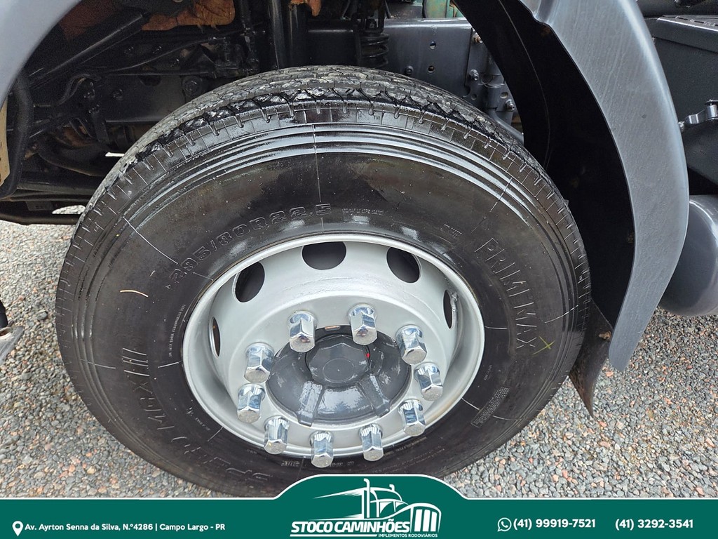 Caminhão VOLVO VM 270 Caçamba Basculante ANO 2012 de Stoco Caminhões no Paraná