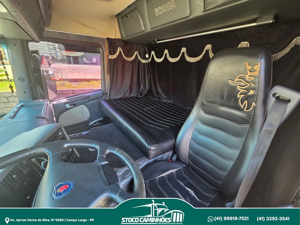 Caminhão SCANIA 310 Carga Seca ANO 2016 de Stoco Caminhões no Paraná
