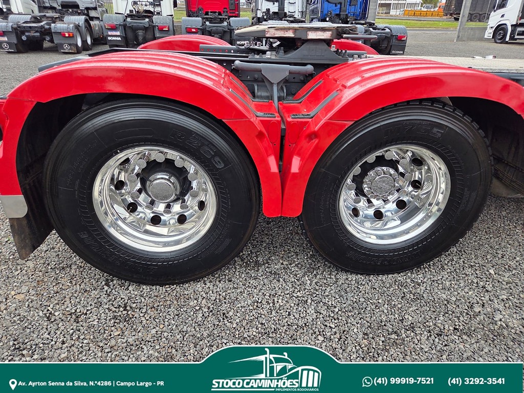 Caminhão VOLVO FH 460 Cavalo Mecânico ANO 2013 de Stoco Caminhões no Paraná