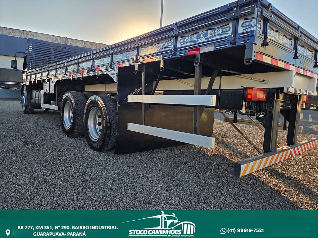 Caminhão VOLVO VM 330 Grade Baixa ANO 2022 de Stoco Caminhões no Paraná