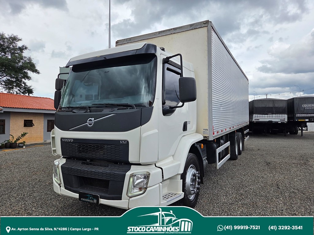Caminhão VOLVO VM 270 Baú Furgão ANO 2021 de Stoco Caminhões no Paraná