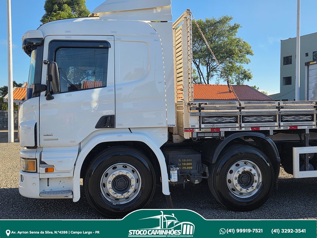 Caminhão SCANIA P310 Grade Baixa ANO 2014 de Stoco Caminhões no Paraná