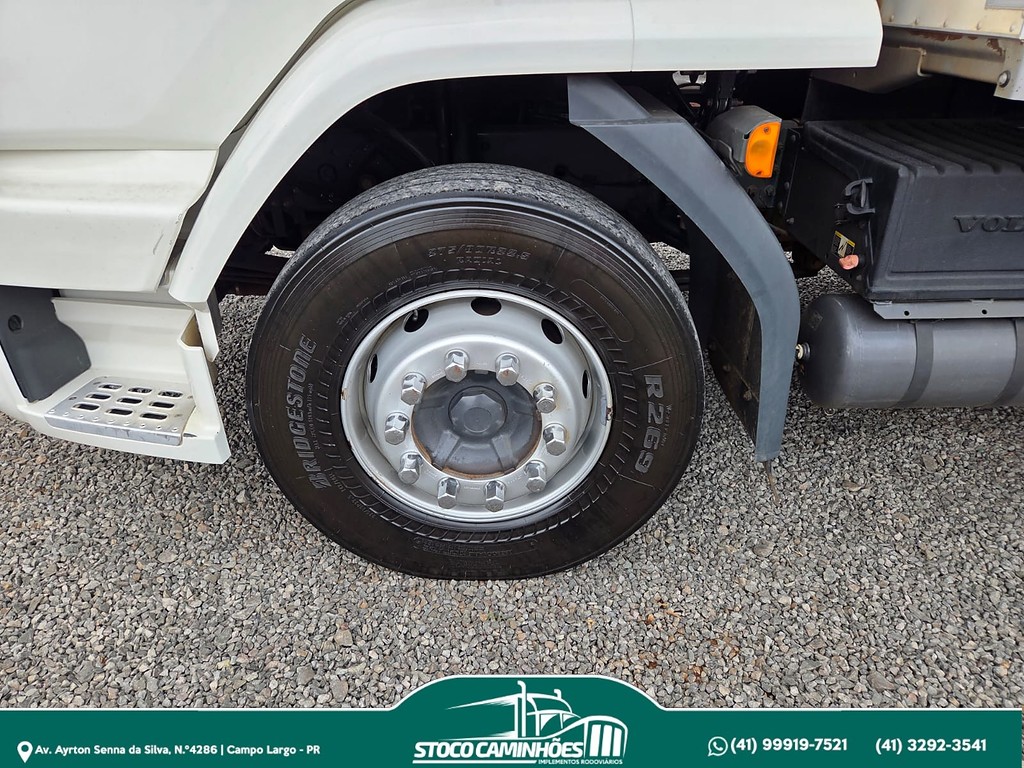 Caminhão VOLVO VM 270 Baú Furgão ANO 2021 de Stoco Caminhões no Paraná