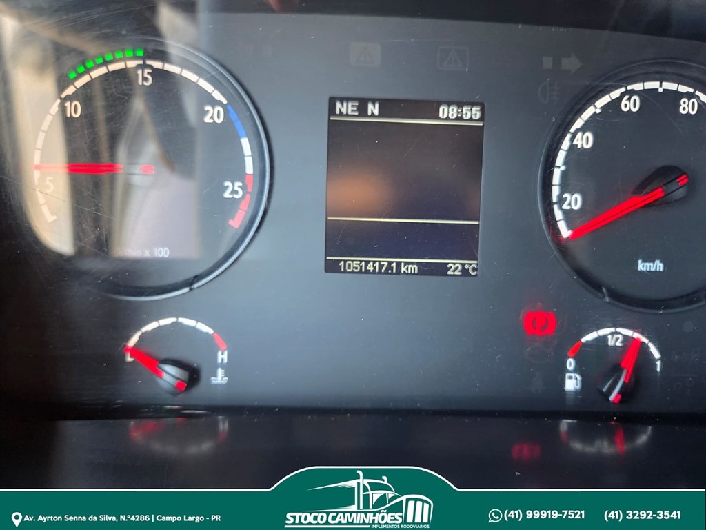 Caminhão SCANIA P310 Grade Baixa ANO 2014 de Stoco Caminhões no Paraná