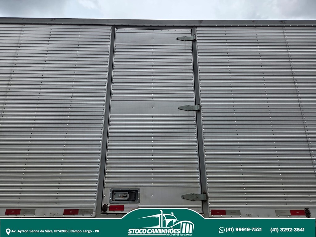 Caminhão VOLVO VM 270 Baú Furgão ANO 2021 de Stoco Caminhões no Paraná