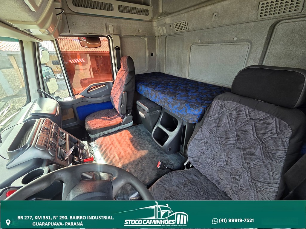 Caminhão IVECO STRALIS 440 Cavalo Mecânico ANO 2013 de Stoco Caminhões no Paraná