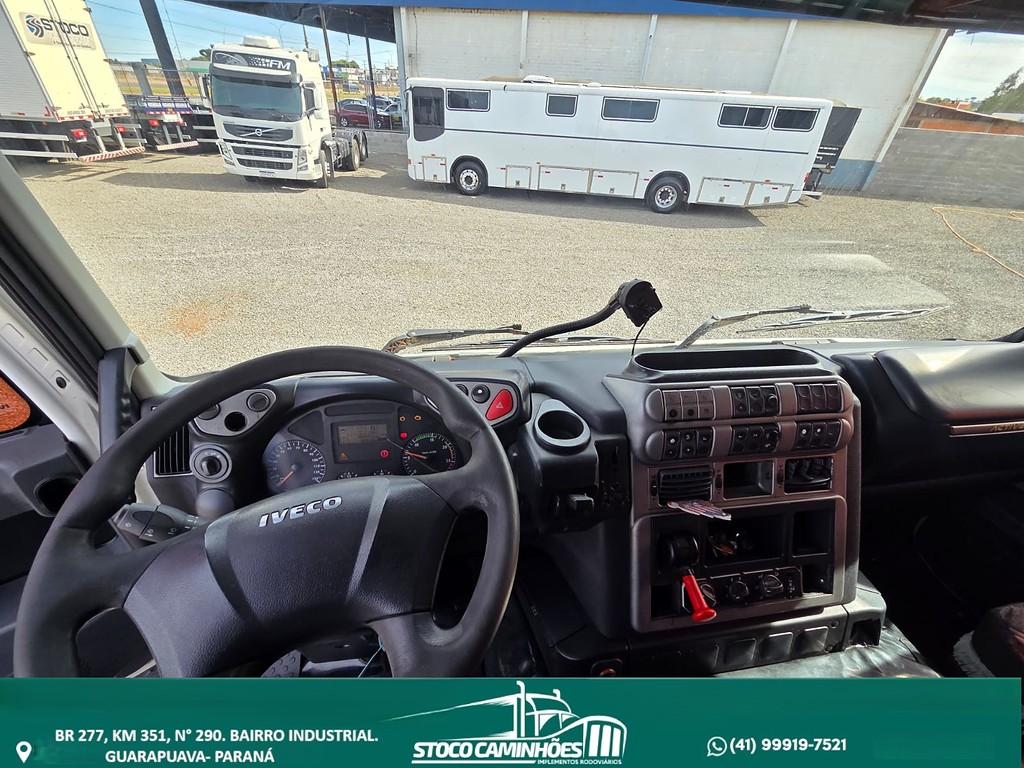 Caminhão IVECO STRALIS 440 Cavalo Mecânico ANO 2013 de Stoco Caminhões no Paraná