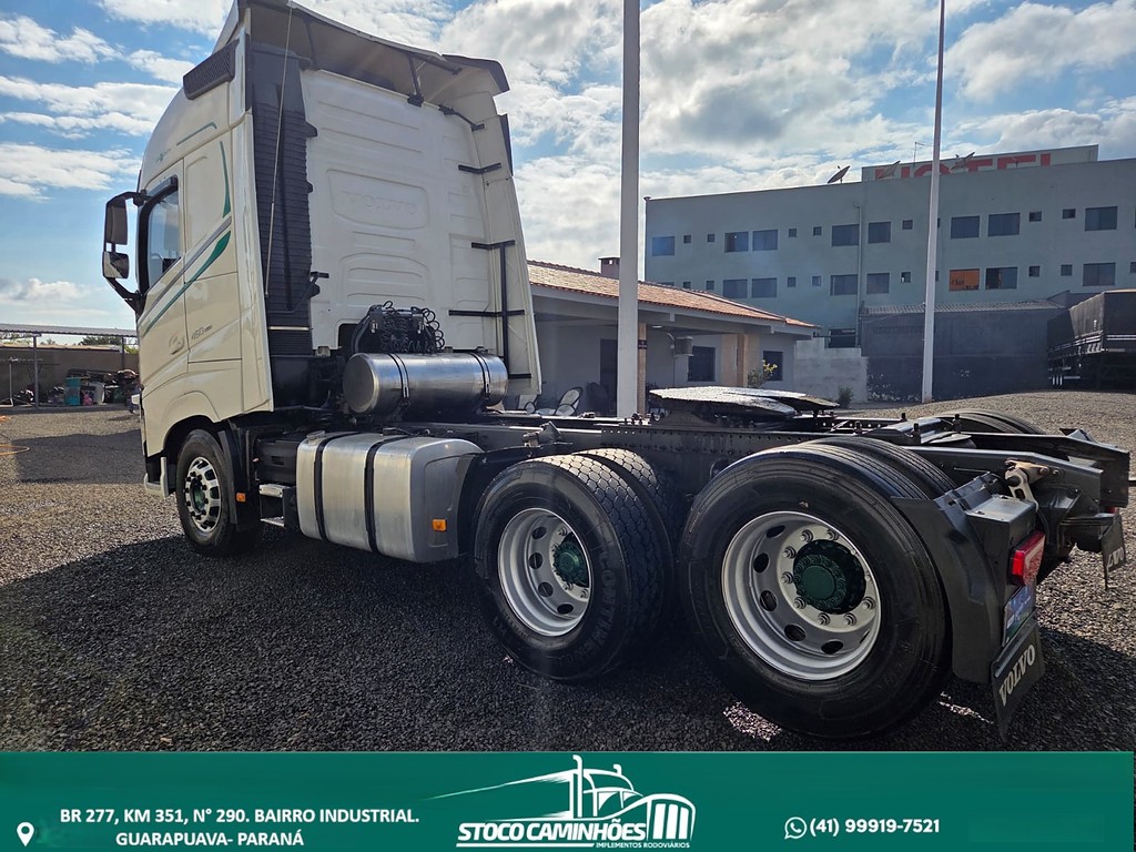 Caminhão VOLVO FH 460 Cavalo Mecânico ANO 2020 de Stoco Caminhões no Paraná