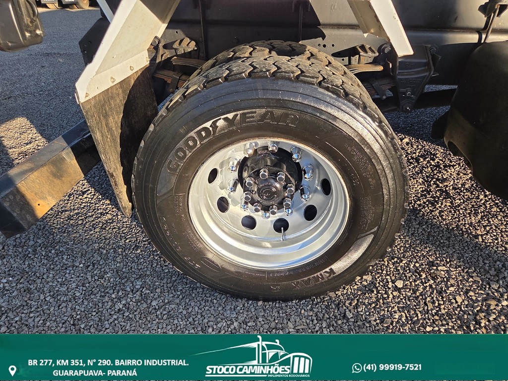 Caminhão VOLKSWAGEN VW 17280 Caçamba Basculante ANO 2014 de Stoco Caminhões no Paraná