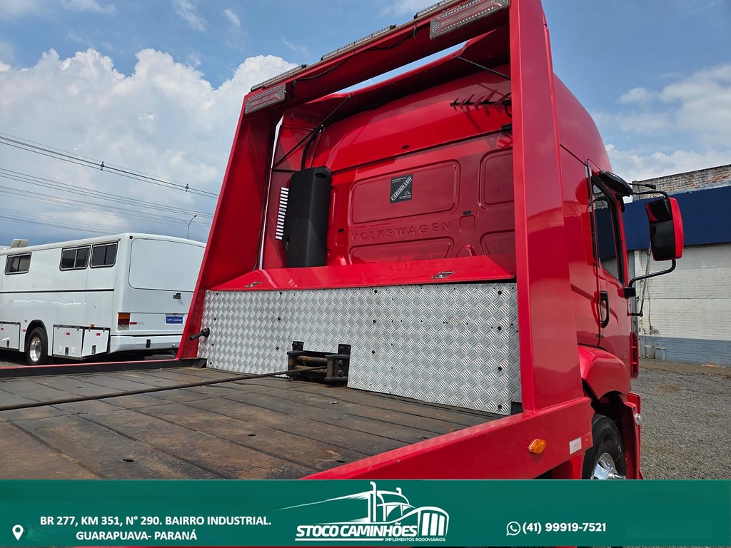 Caminhão VOLKSWAGEN VW 25420 Plataforma Guincho ANO 2014 de Stoco Caminhões no Paraná