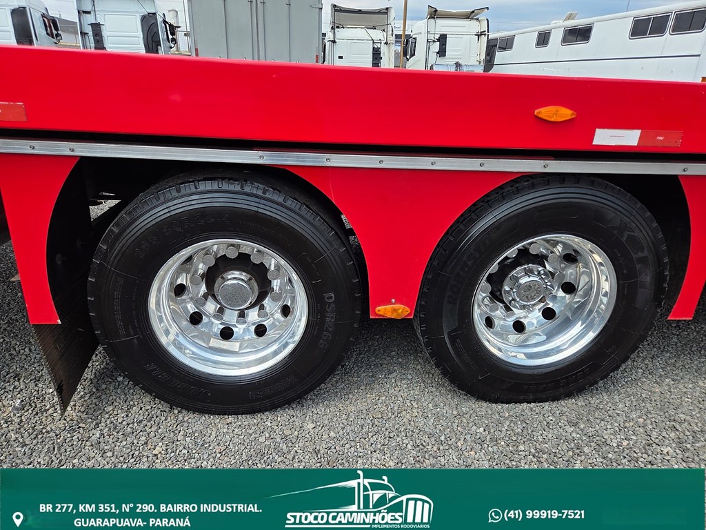 Caminhão VOLKSWAGEN VW 25420 Plataforma Guincho ANO 2014 de Stoco Caminhões no Paraná
