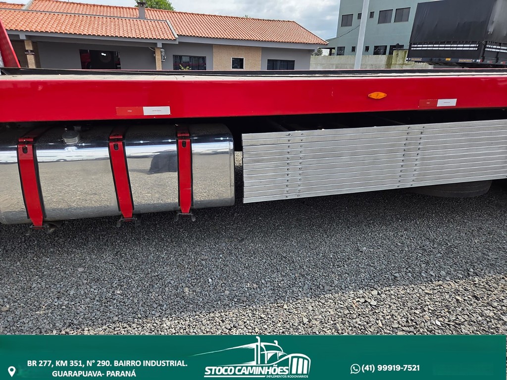 Caminhão VOLKSWAGEN VW 25420 Plataforma Guincho ANO 2014 de Stoco Caminhões no Paraná