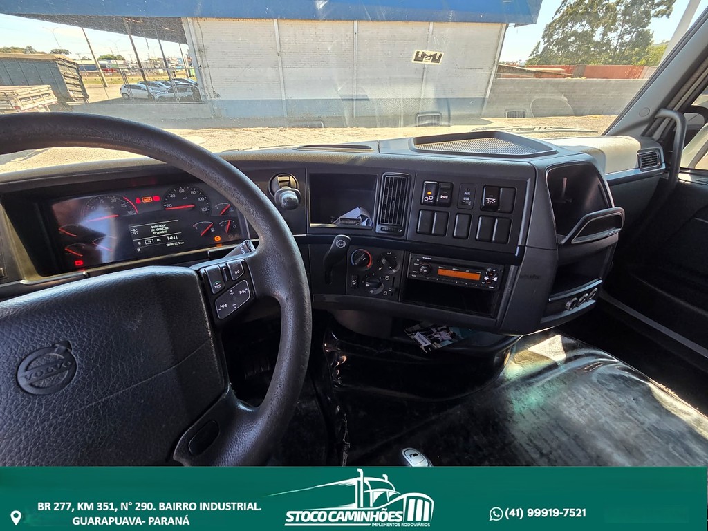 Caminhão VOLVO FH 460 Cavalo Mecânico ANO 2014 de Stoco Caminhões no Paraná