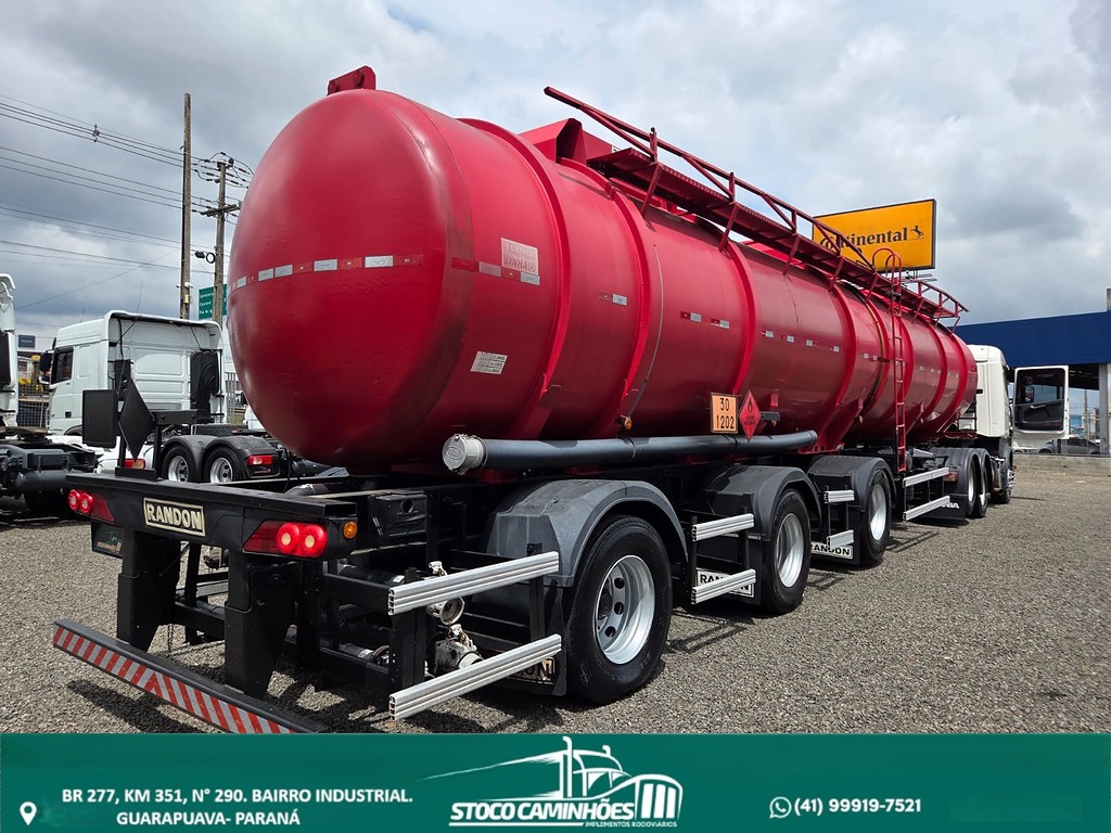 Carreta SEMI-REBOQUE TANQUE ACO Randon ANO 2015 1+1+1 Vanderleia de Stoco Caminhões no Paraná