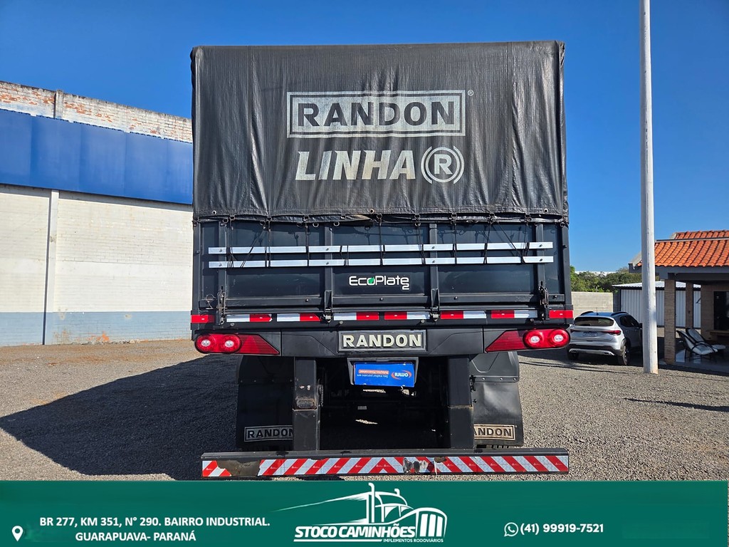 Carreta SEMI-REBOQUE GRANELEIRO Randon ANO 2022 3 Eixos de Stoco Caminhões no Paraná