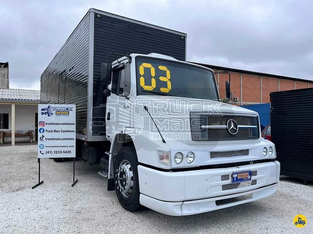 Caminhão MERCEDES BENZ MB 1620 Baú Furgão ANO 2003 de Truck Mais Caminhões no Paraná