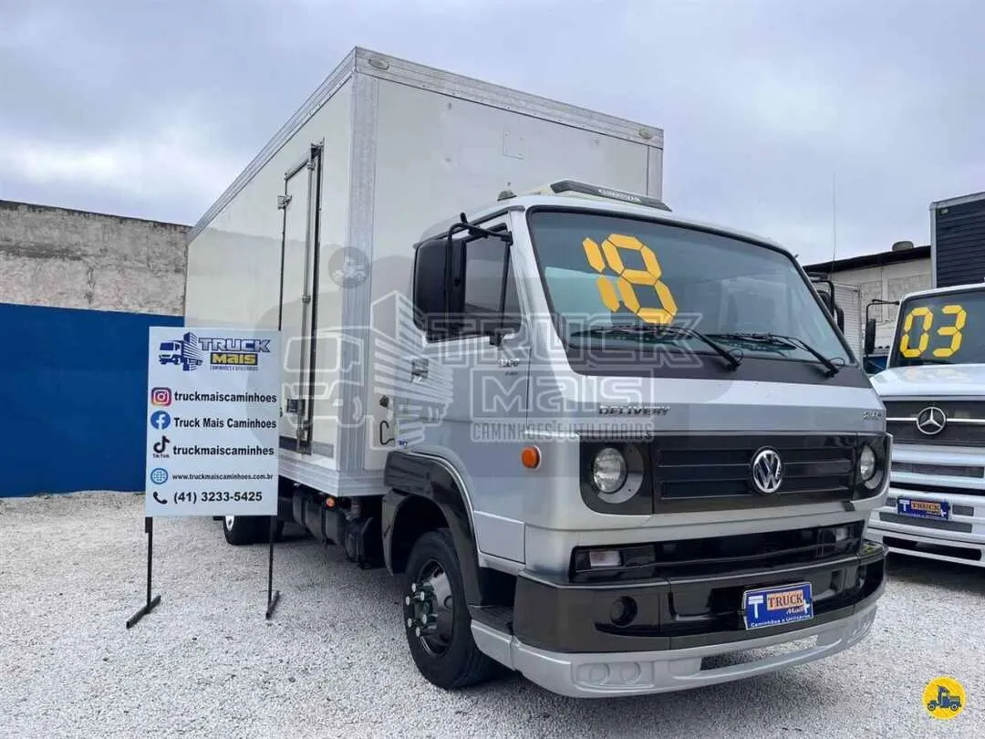 Caminhão VOLKSWAGEN VW 8160 Baú Frigorífico ANO 2018 de Truck Mais Caminhões no Paraná