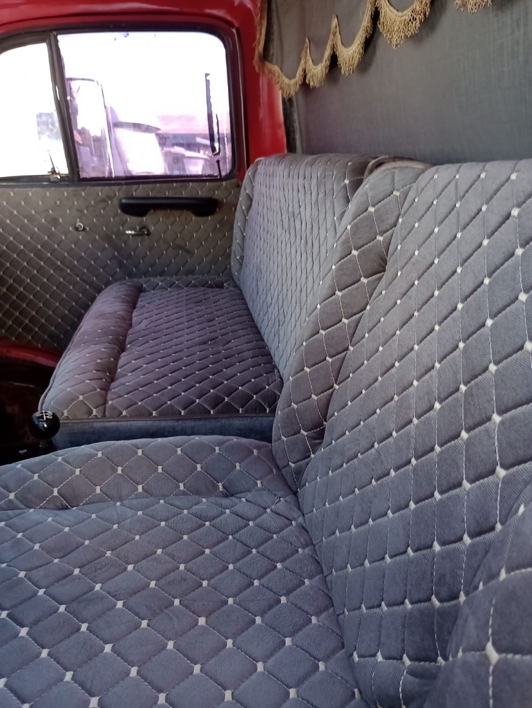 Caminhão MERCEDES BENZ MB 1316 Graneleiro ANO 1980 de Pátio 43 no Paraná