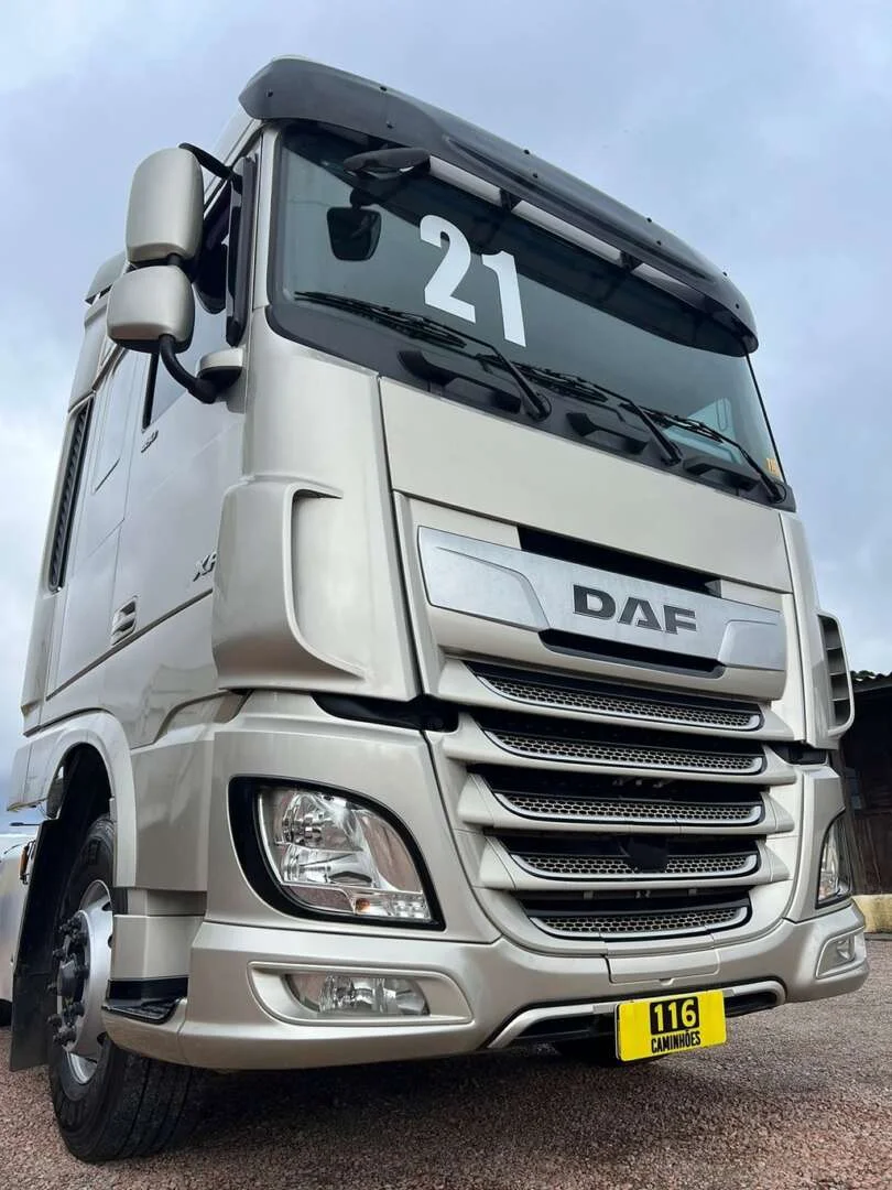 Caminhão DAF XF 480 Cavalo Mecânico ANO 2021 de 116 Caminhões no Paraná
