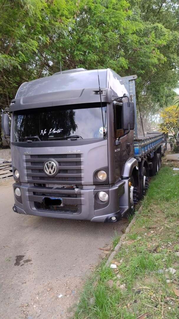 Caminhão VOLKSWAGEN VW 24250 Graneleiro ANO 2011 de 116 Caminhões no Paraná