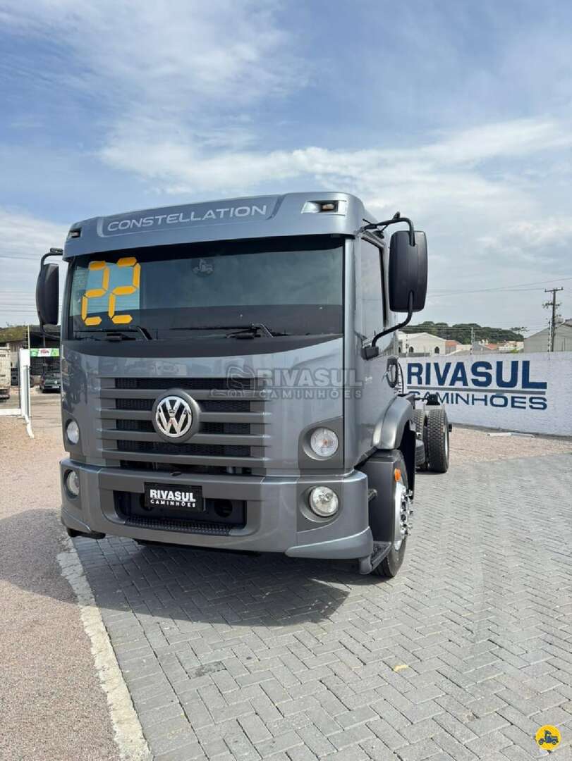 Caminhão VOLKSWAGEN VW 17230 Chassis ANO 2022 de Rivasul Caminhões no Paraná
