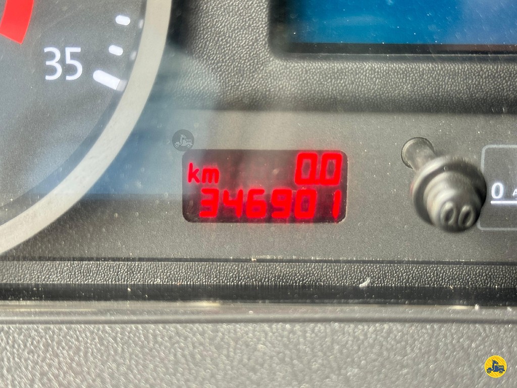 Caminhão VOLKSWAGEN VW 10160 Carga Seca ANO 2013 de Rivasul Caminhões no Paraná