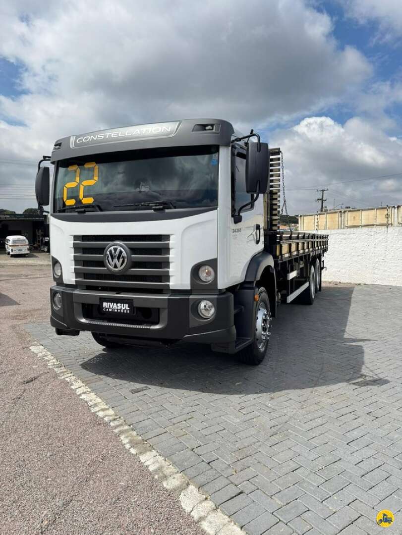 Caminhão VOLKSWAGEN VW 24260 Carroceria ANO 2022 de Rivasul Caminhões no Paraná
