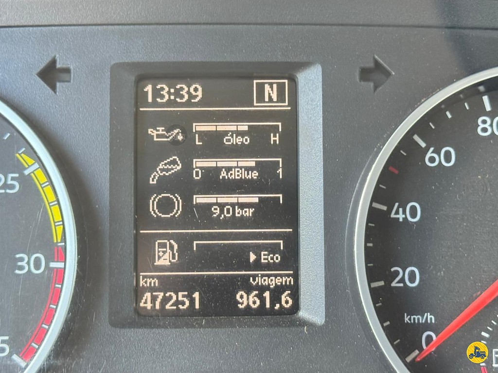 Caminhão VOLKSWAGEN VW 11180 Baú Sider ANO 2023 de Rivasul Caminhões no Paraná