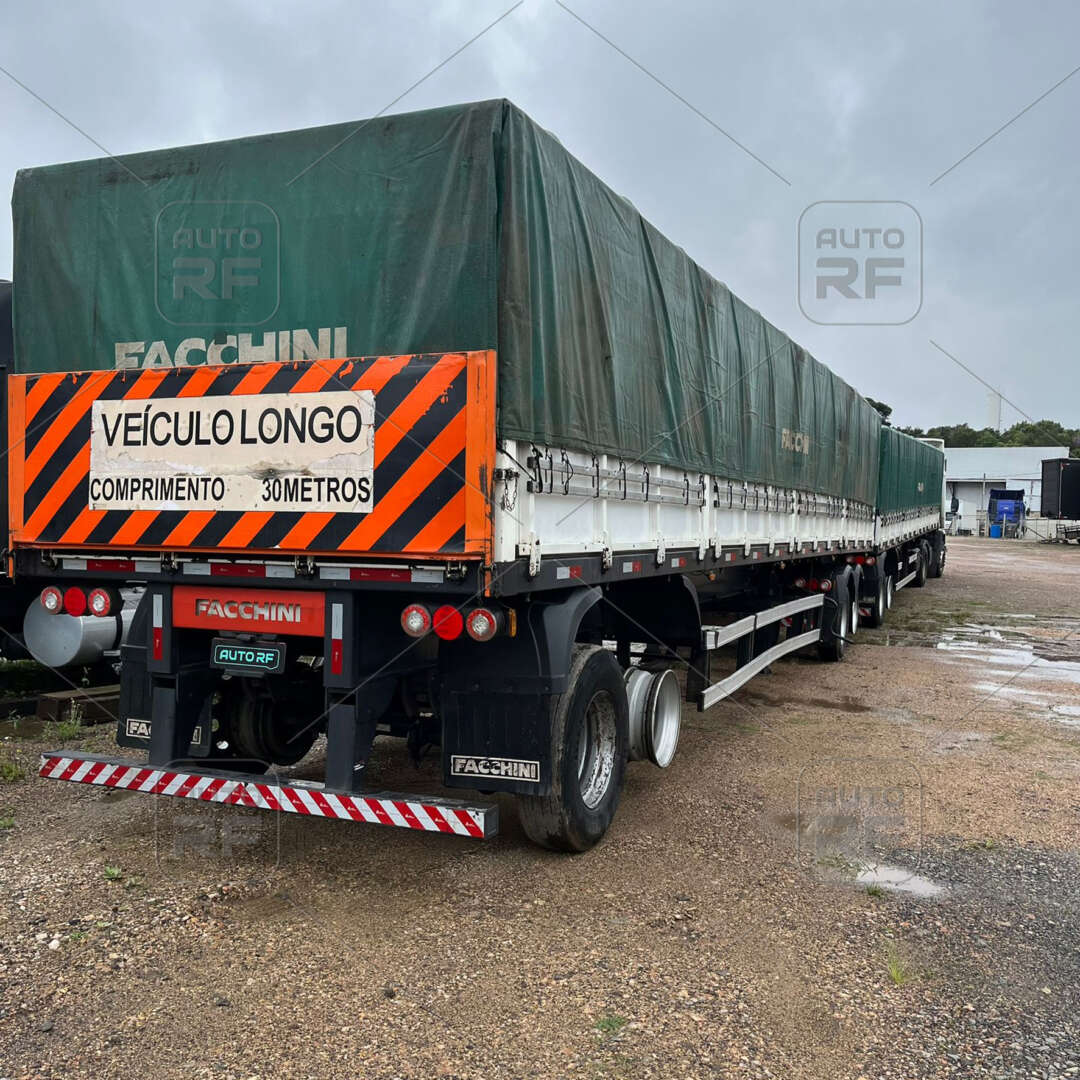 Carreta BITREM GRANELEIRO Facchini ANO 2019 10 Eixos de Auto RF Curitiba PR no Paraná