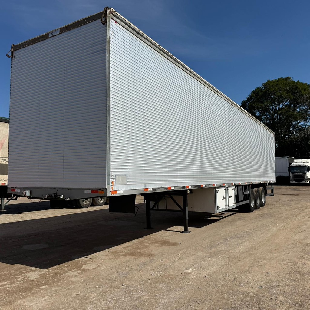 Caminhão IVECO STRALIS 360 Conjunto Cavalo + Carreta ANO 2014 de Auto RF Curitiba PR no Paraná