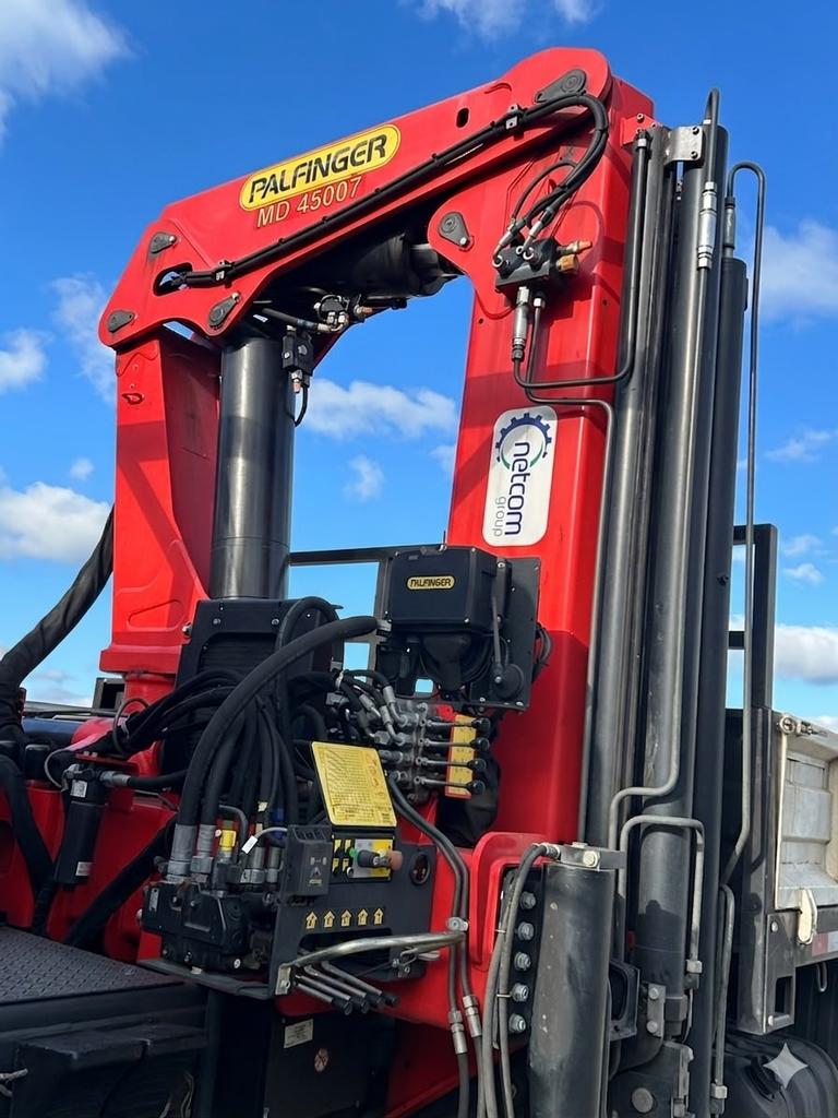 Caminhão VOLVO VM 290 Guincho Munck ANO 2024 de Molyeser Gustavo no Paraná