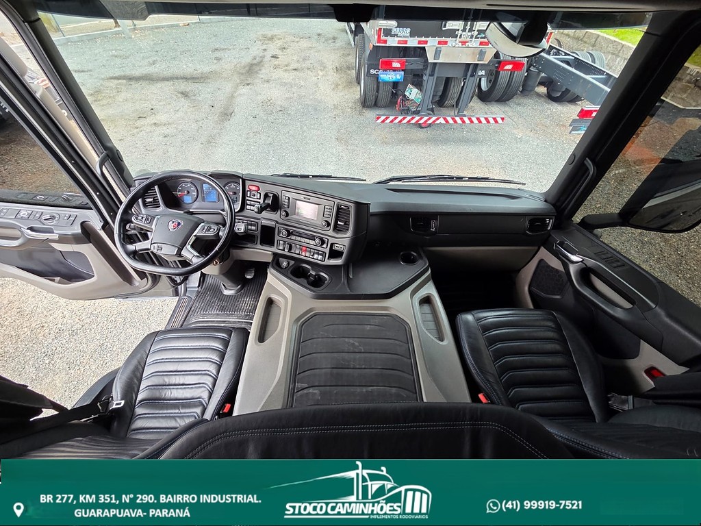 Caminhão SCANIA P320 Grade Baixa ANO 2019 de Stoco Caminhões no Paraná