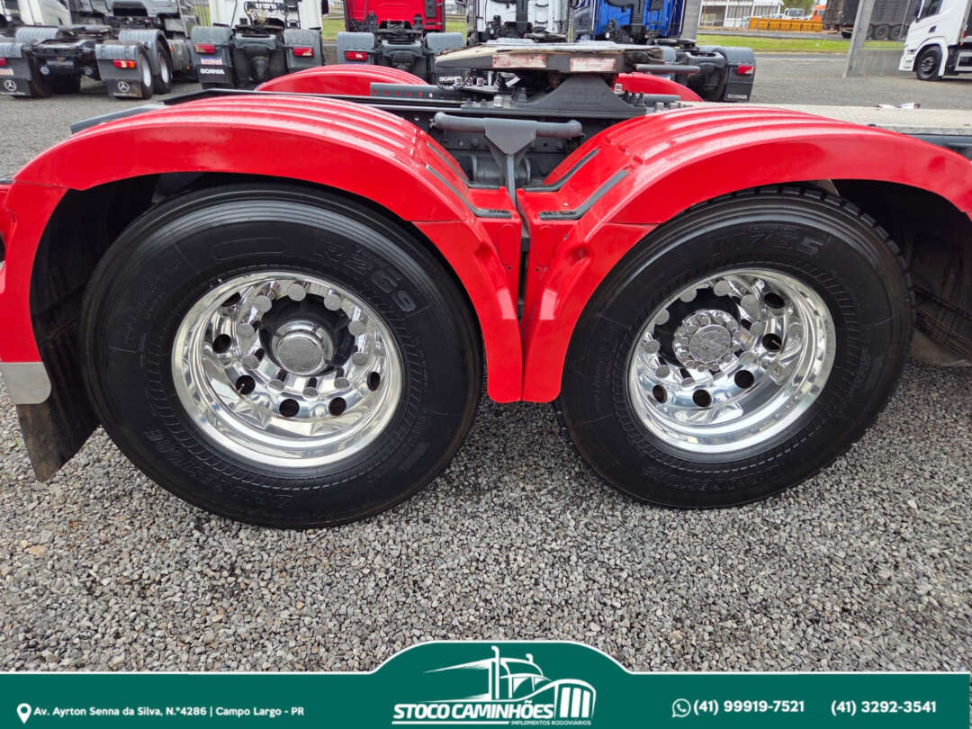 Caminhão VOLVO FH 460 Cavalo Mecânico ANO 2013 de Stoco Caminhões no Paraná