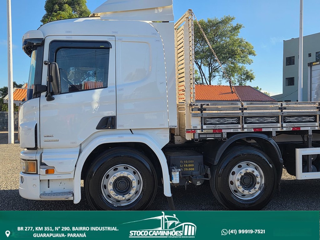 Caminhão SCANIA P310 Grade Baixa ANO 2014 de Stoco Caminhões no Paraná