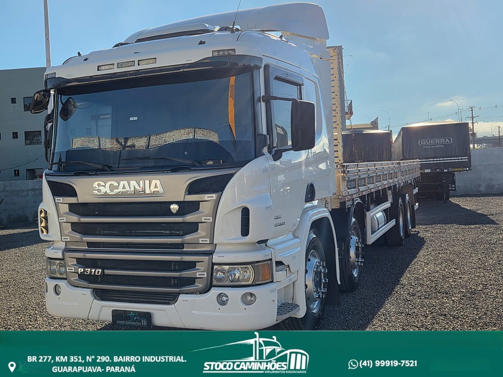 Caminhão SCANIA P310 Grade Baixa ANO 2014 de Stoco Caminhões no Paraná