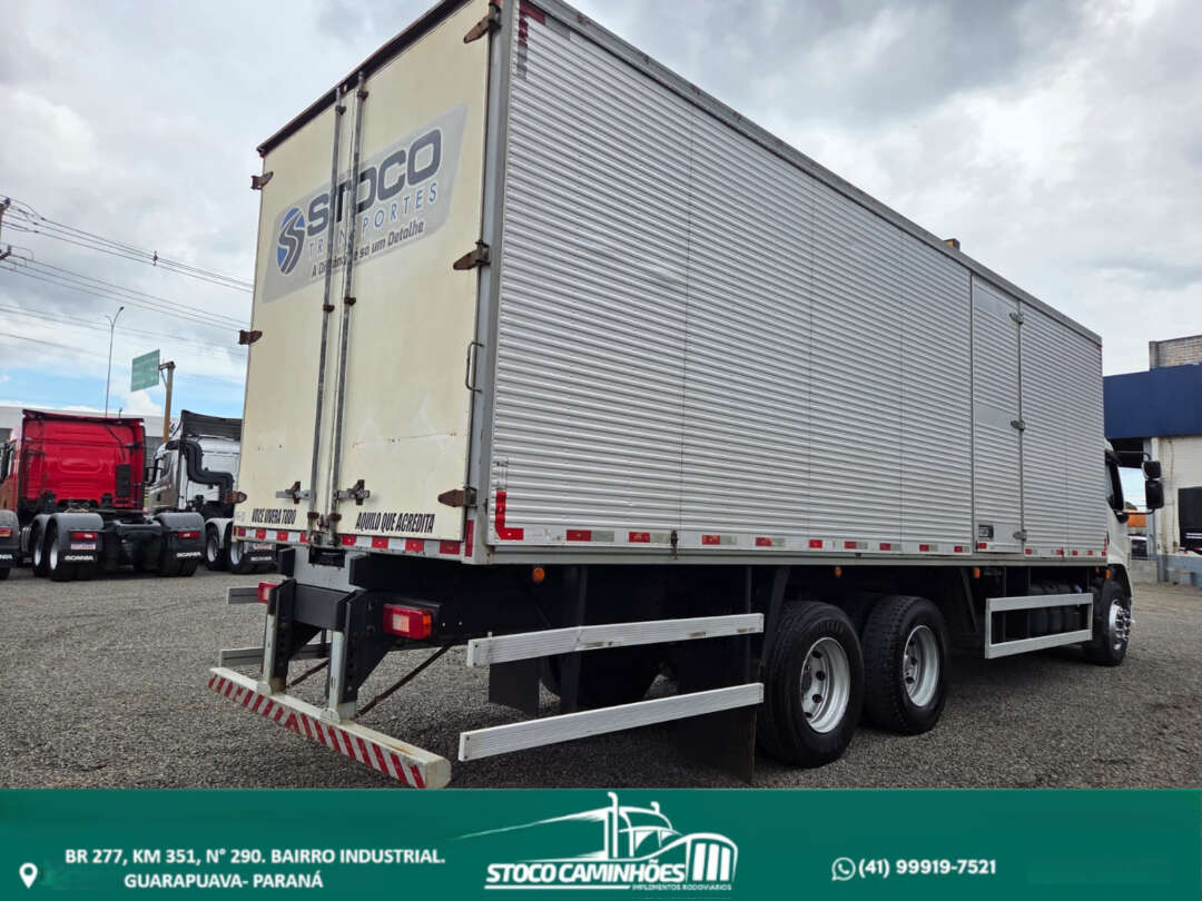 Caminhão VOLVO VM 270 Baú Furgão ANO 2021 de Stoco Caminhões no Paraná