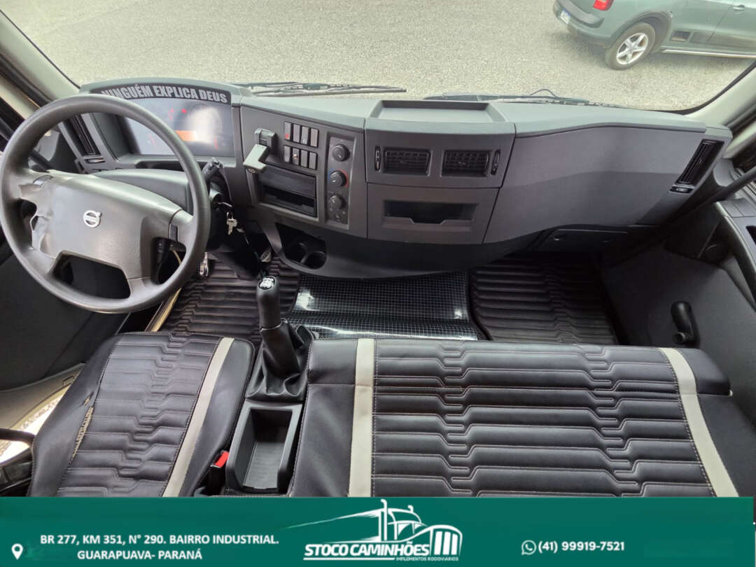Caminhão VOLVO VM 270 Baú Furgão ANO 2021 de Stoco Caminhões no Paraná