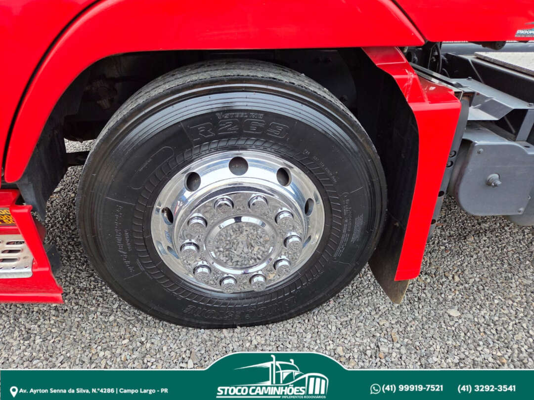 Caminhão VOLVO FH 460 Cavalo Mecânico ANO 2013 de Stoco Caminhões no Paraná