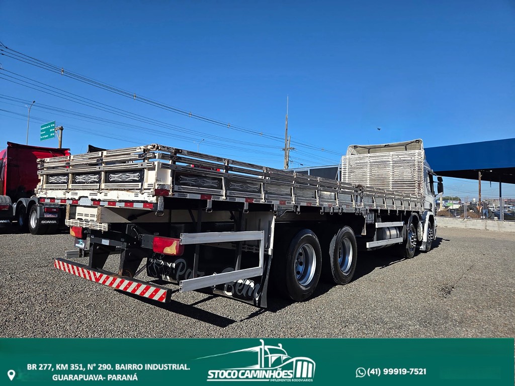 Caminhão SCANIA P310 Grade Baixa ANO 2014 de Stoco Caminhões no Paraná